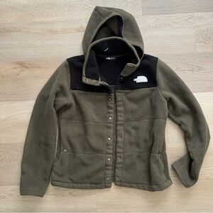 The North Face Gemma Fleece Women's Jacket in Olive and Black